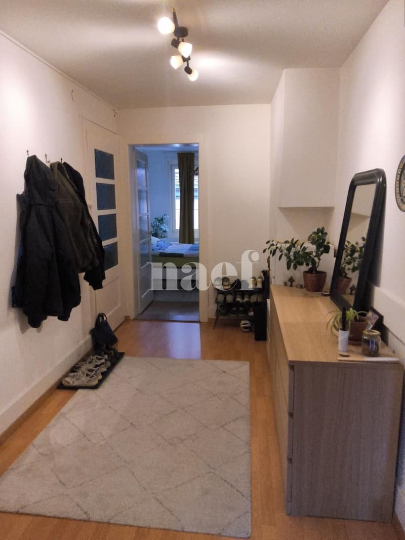 Appartamento di 2,5 locali nel centro città di Neuchâtel (2)