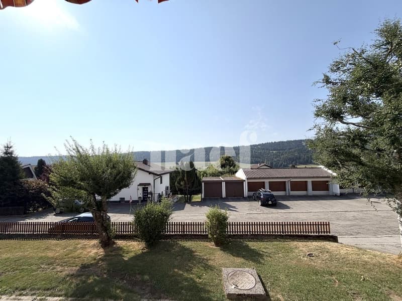 Bel appartement de 4 pièces avec vue dégagée et balcon (11)