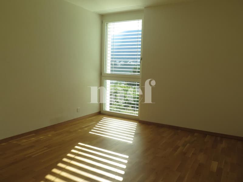 Schönes helles Apartment mit Tiefgaragenparkplatz (5)