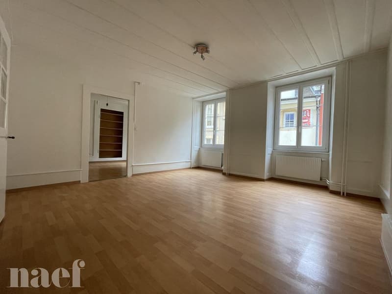 Two-room apartment in the city center of Neuchâtel (3)