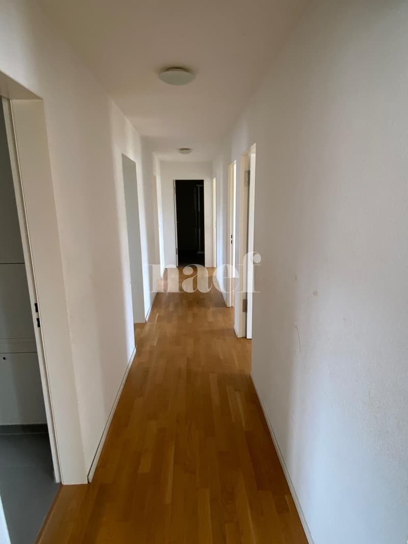 Wohnung 5.5 Zimmer mit Balkon (5)