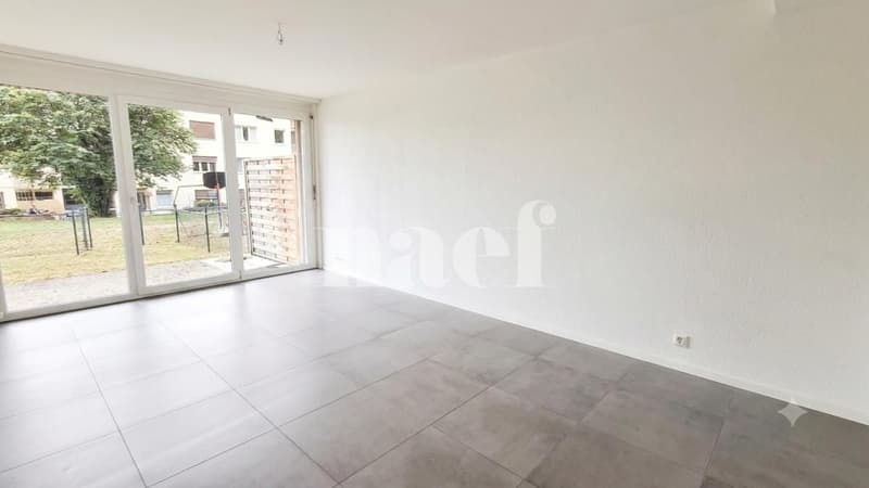 Appartement de 2 pièces au rez-de-chaussée (1)