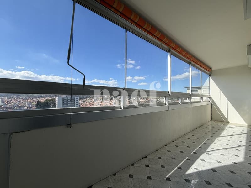 Appartement de 4.5 pièces avec une belle vue dégagée (8)
