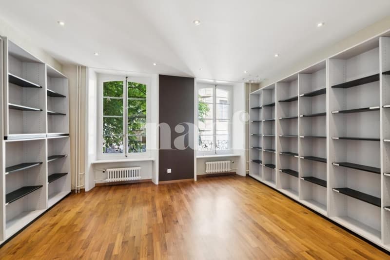 À louer  Local commercial dexception au cur de Neuchâtel (8)
