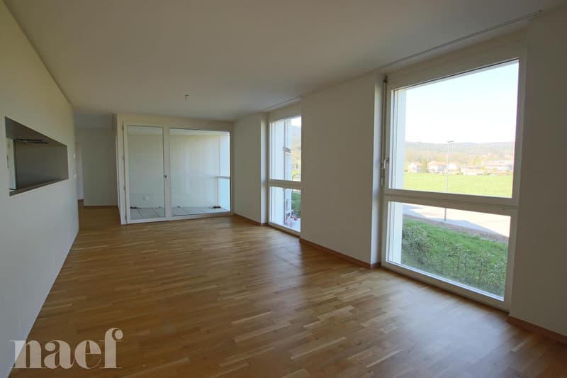 Bel appartement situé dans un complexe construit en 2013. (9)