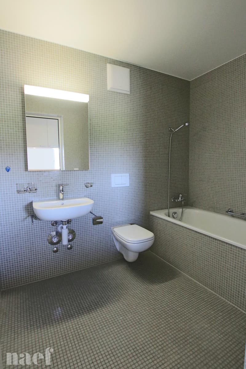 Bel appartement situé dans un complexe construit en 2013. (4)