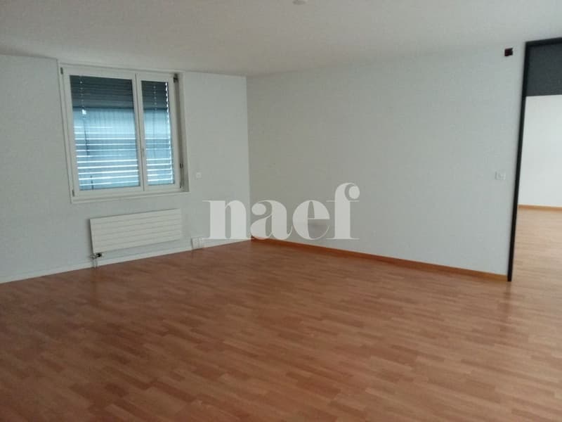 Ideally located office in the heart of the city (3)