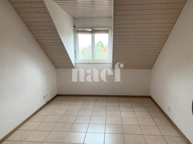 Appartamento di 2,5 locali di ca. 67m2 al 2° piano con balcone e bella vista del Jura (4)