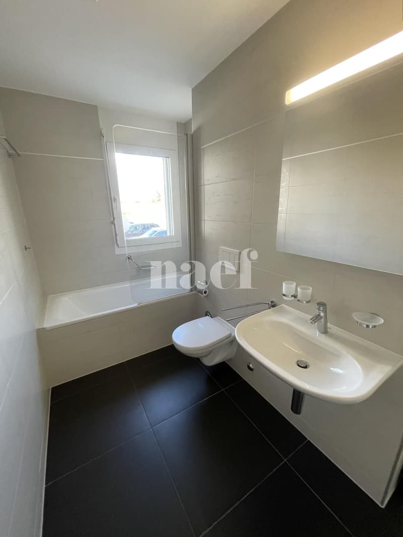 Au centre du village - Bel appartement de 3 pièces au 1er étage avec grand balcon (4)