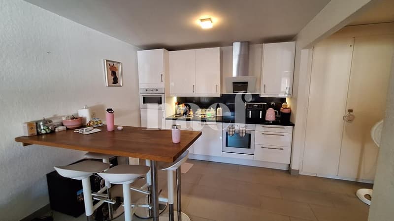 Très joli appartement meublé de 2.5 pièces au 1er étage avec terrasse (3)