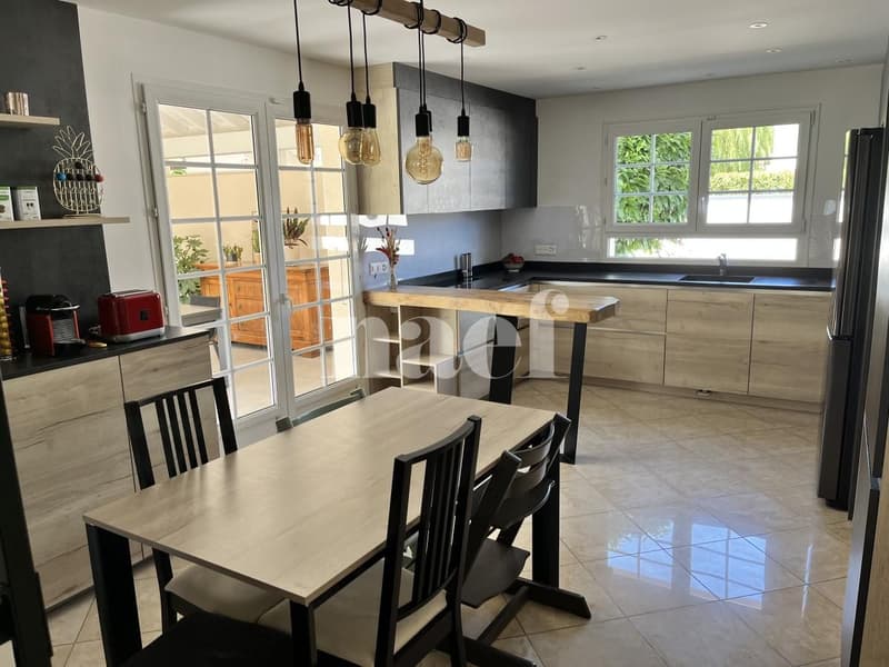 Beautiful 5.5-room villa with pergola and beautiful garden (2)