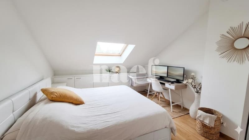 Im Zentrum von Founex - schönes 3-Zimmer-Apartment von ca. 82m2 unter dem Dach (4)