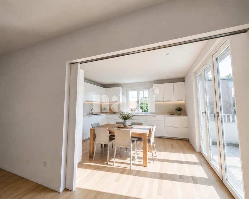 Geräumiges, vollständig renoviertes Doppelhaus mit 6 Zimmern im 1. Stock mit Balkon (2)