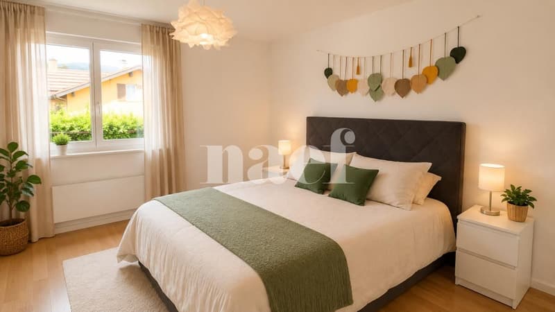 Wohnung mit 4.5 Zimmern im 1. Stock mit Balkon (4)