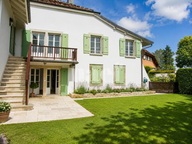 Appartamento di 5 locali al piano terra con terrazza e giardino (1)