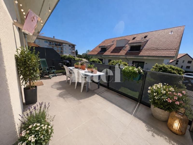 Bel appartement d'env. 95 m2 de 4.5 pièces au 1er étage avec balcon (1)