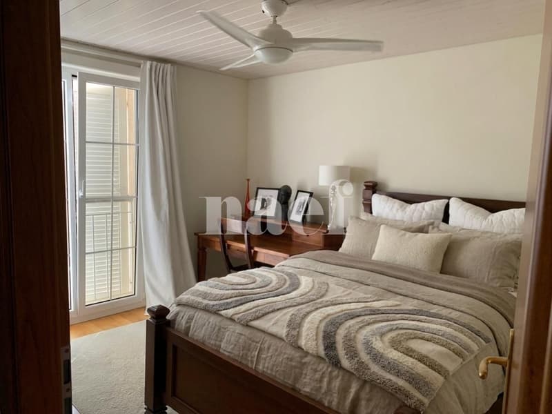 Beautiful adjacent villa with 6.5 rooms and garden (6)