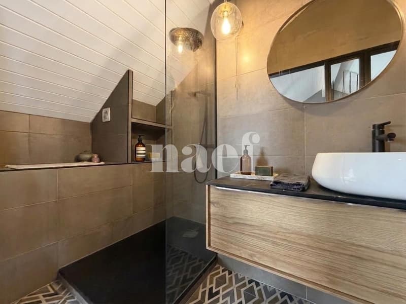 Geräumiges Duplex mit 4,5 Zimmern von etwa 148 m² in Founex mit freier Sicht auf den See und die Berge (11)