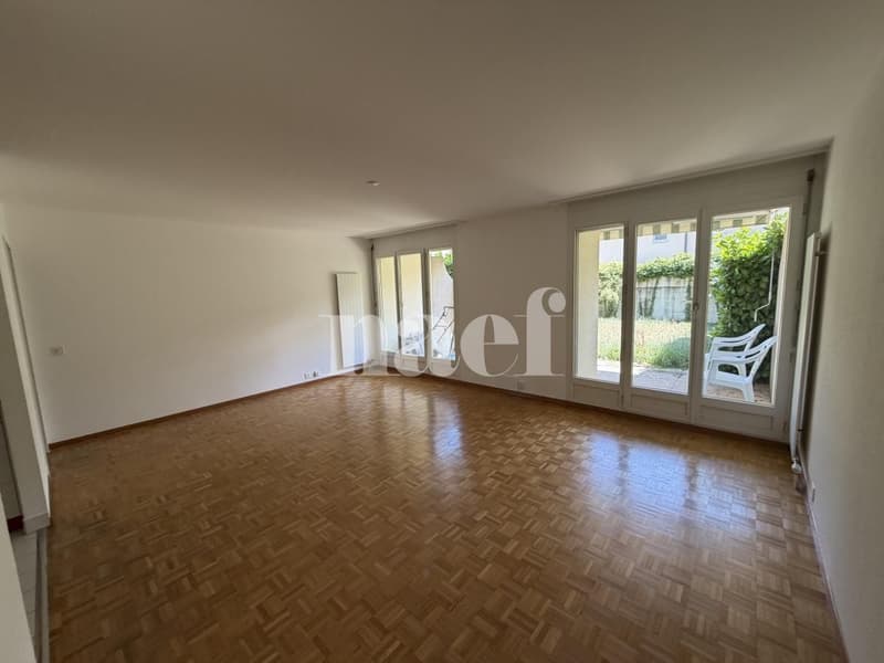 2.5-room apartment on the first floor with terrace and garden (6)