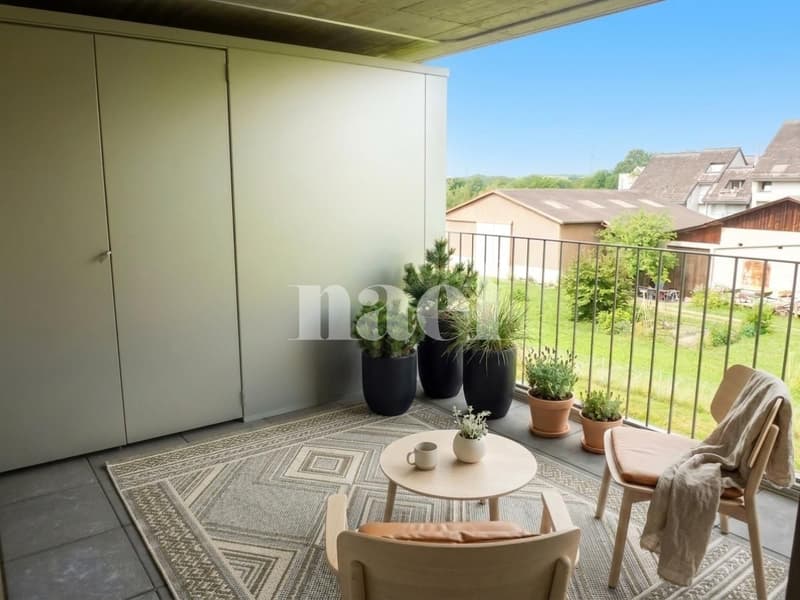 Schönes helles 4.5-Zimmer-Apartment im 3. Stock mit Balkonen (1)