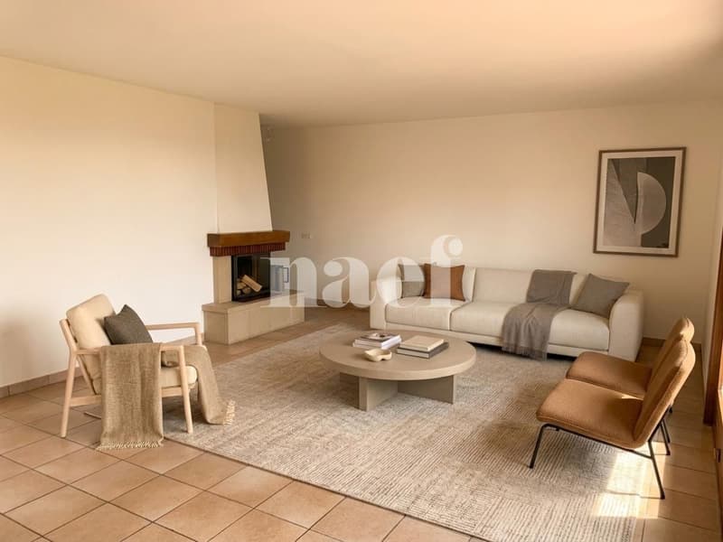 Vier-Zimmer-Wohnung im 1. Stock mit Balkon (3)