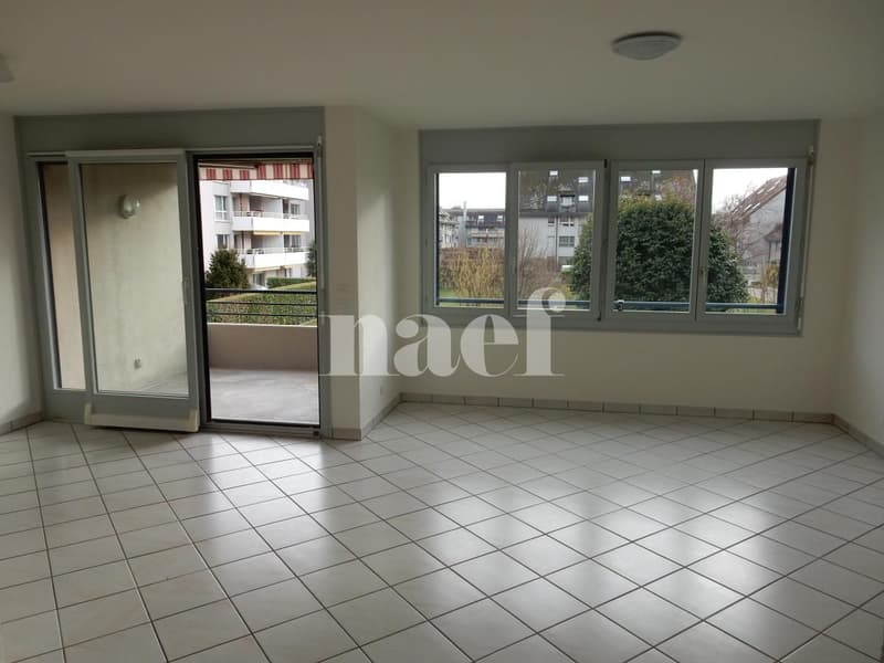 Appartement de 4.5 pièces au 1er étage avec balcon (2)