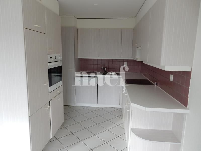 Appartement de 4.5 pièces au 1er étage avec balcon (3)