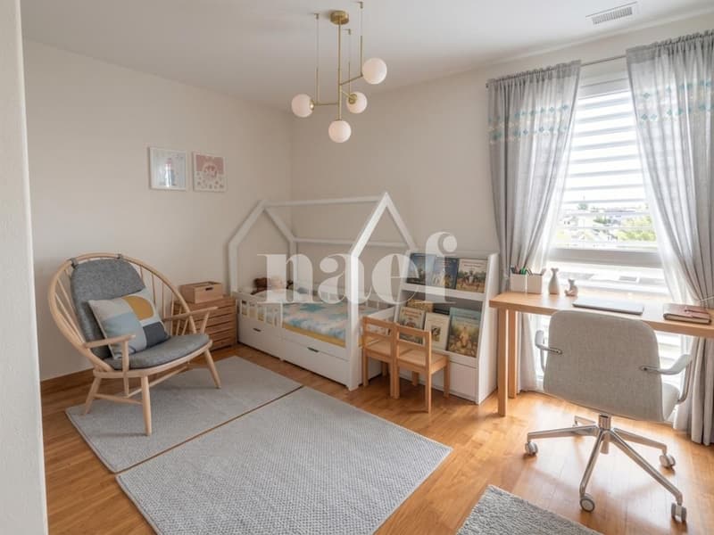 Bel Appartement de 3.5 pièces au 3ème étage d'env. 90m2 avec balcon (5)