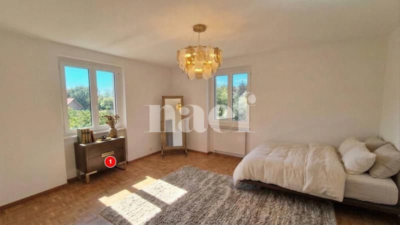 Bel appartement de 3 pièces d'env. 85m2 au 1er étage avec balcon (5)