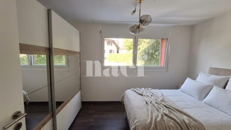 Bel appartement de 3.5 pièces au 1er étage avec grand balcon (4)