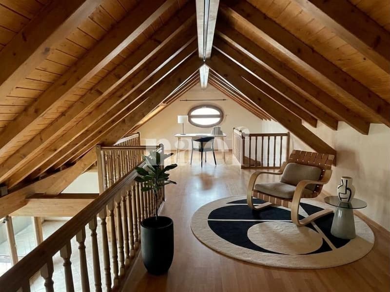 Centre de Founex - Charmant appartement de 6 pièces en duplex au 2ème étage avec cheminée et balcon (4)