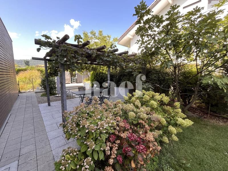 Bel appartement en triplex de 6.5 pièces avec terrasse et jardin (13)