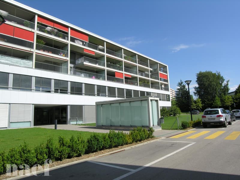 Belle arcade d'env. 516 m2 au rez-de-chaussée avec jardin et dépot d'env. 35m2 (11)