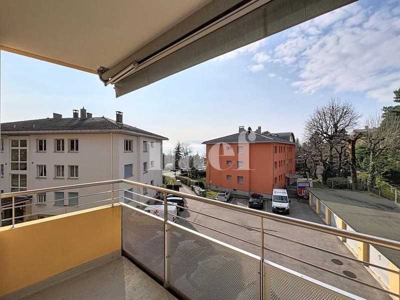 Geräumige renovierte Wohnung (2)