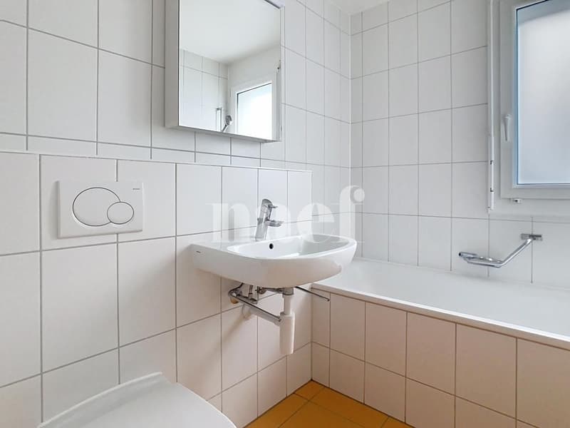 In a residential area, spacious and bright accommodation (7)