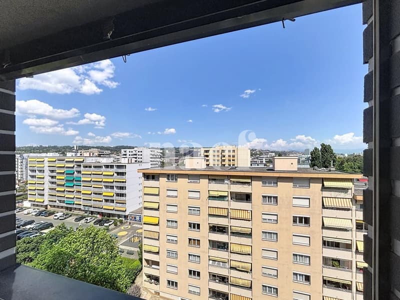 Zweizimmerwohnung im 9. Stock (7)