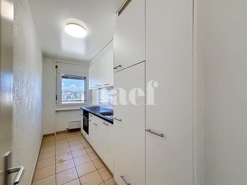 Zweizimmerwohnung im 9. Stock (6)