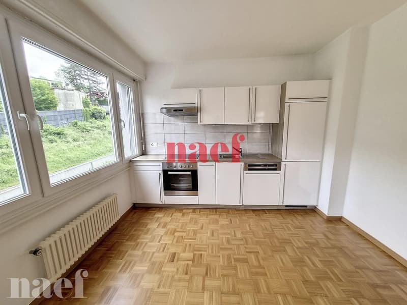 Bel appartement de 2.5 pièces au 3ème étage (5)