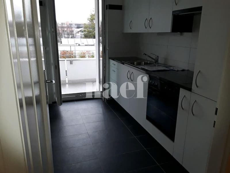 Wohnung im 4. Stock mit 2 Zimmern renoviert (1)