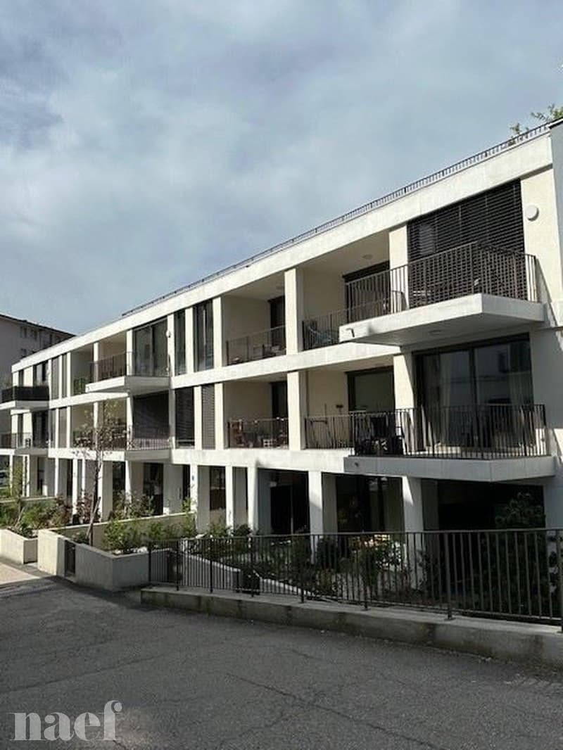Parcheggio coperto (1)
