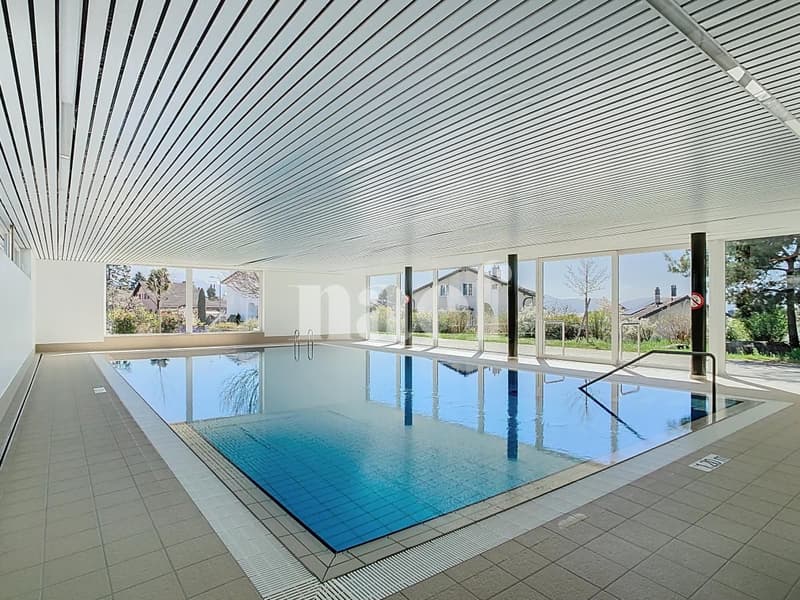 Spacieux logement dans résidence avec piscine (2)