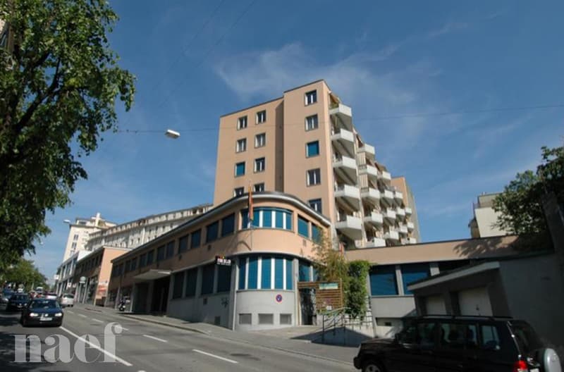 Appartement de 4,5 pièces sis au 6ème étage. (1)