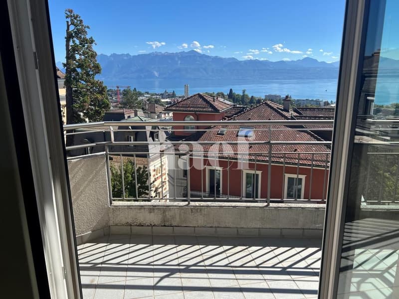 Appartement de 4,5 pièces sis au 6ème étage. (10)