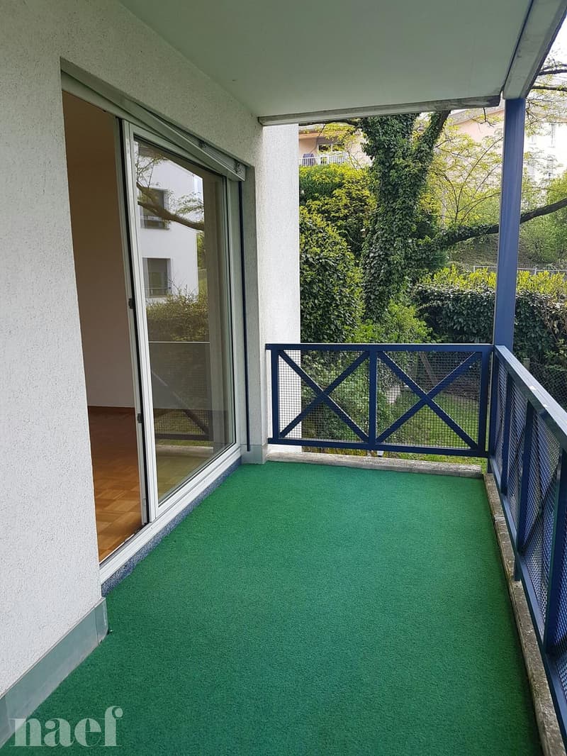 Appartement de 2 pièces au premier étage. (2)