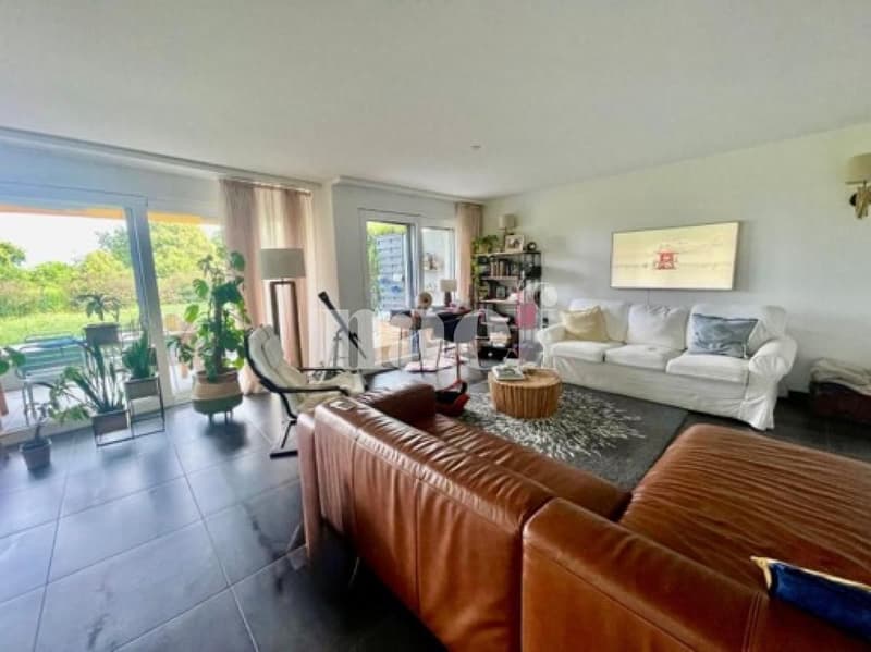 Location de 2.5 ans - Sublime appartement avec jardin (2)