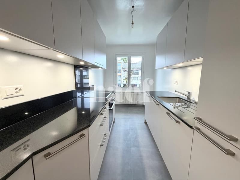 Apartment with 5.5 rooms (of 2 bedrooms) on the 2nd floor (2)