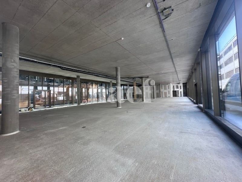 Industriefläche im Erdgeschoss von ca. 623 m2 zur Miete (3)