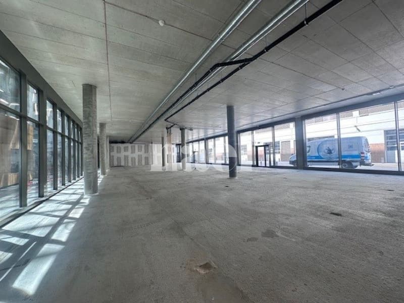 Industriefläche im Erdgeschoss von ca. 623 m2 zur Miete (4)