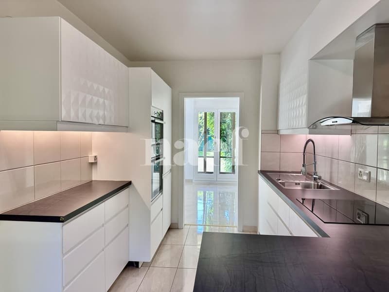 Incantevole villa a schiera con veranda e giardino a Genthod (2)