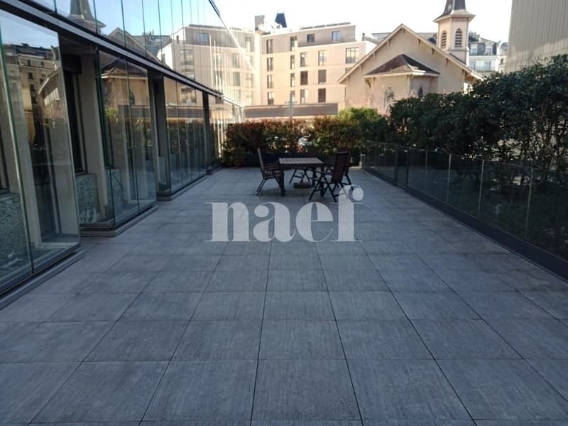 Very beautiful office on the 1st floor with terrace (7)